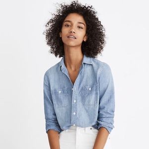 Madewell Chambray Shirt in Mazzy Wash